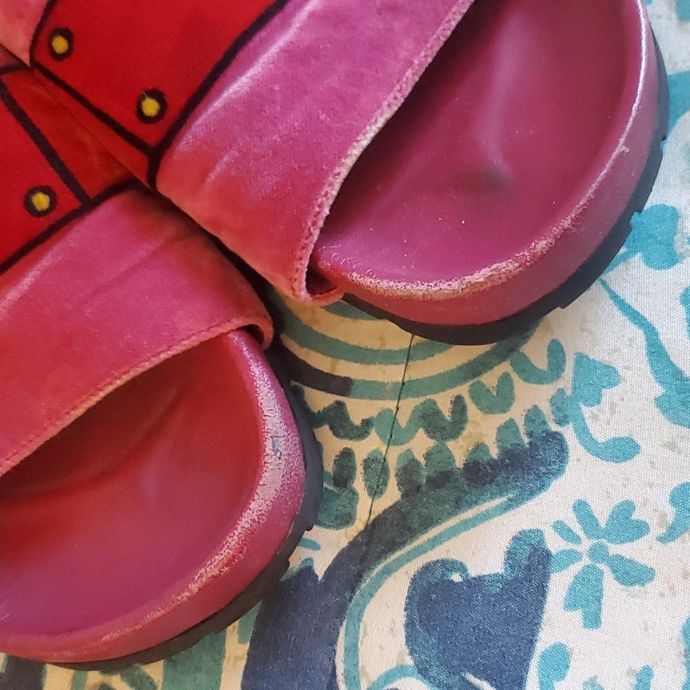 Authentic Prada sandals - Picture 6 of 9